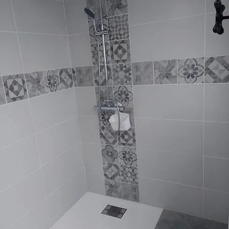 Izalin Avec A 20 Min Du Puy Du Fou *